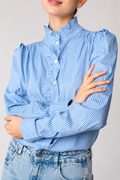 Juli Blue