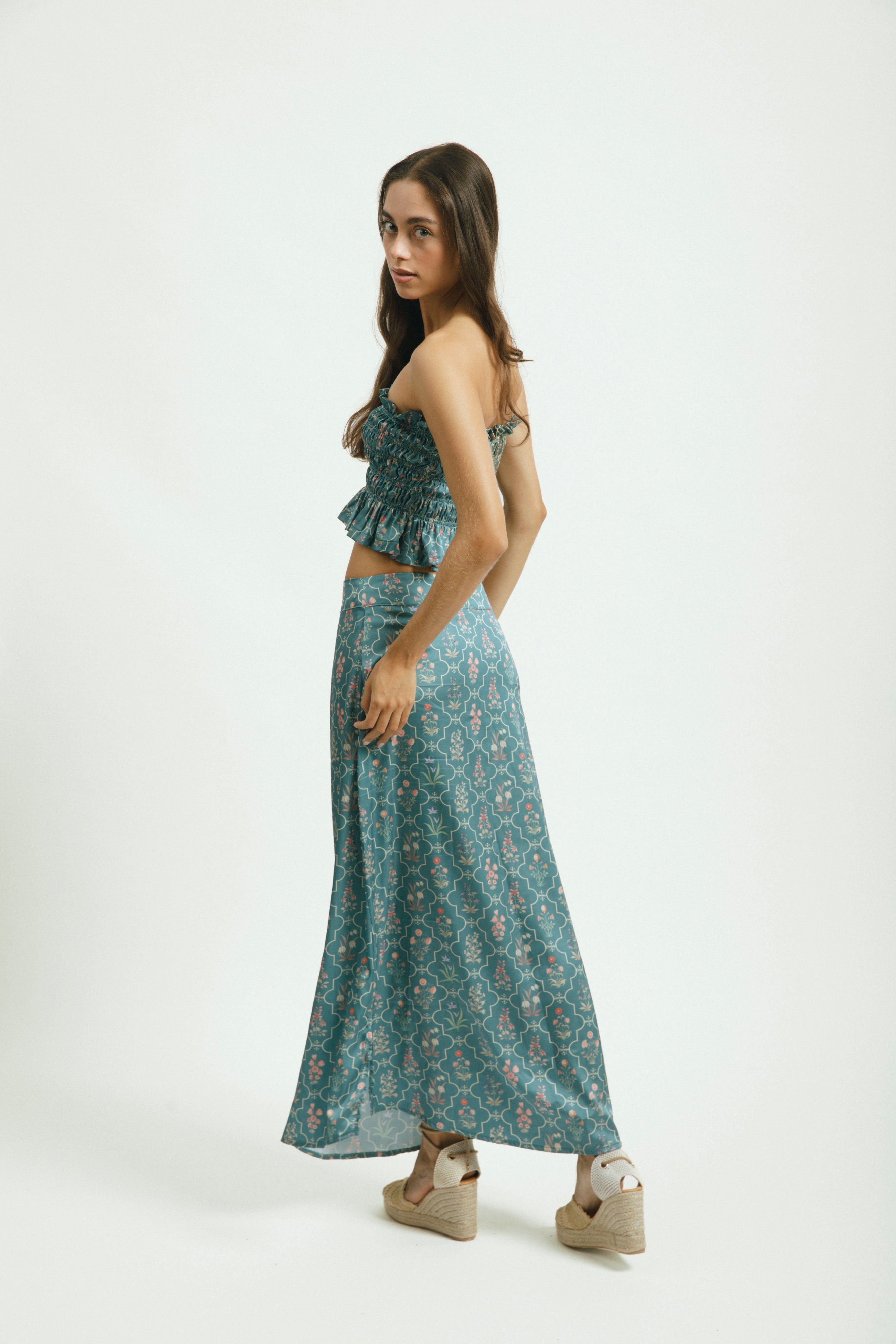 conjunto falda y top estampado floral mujer