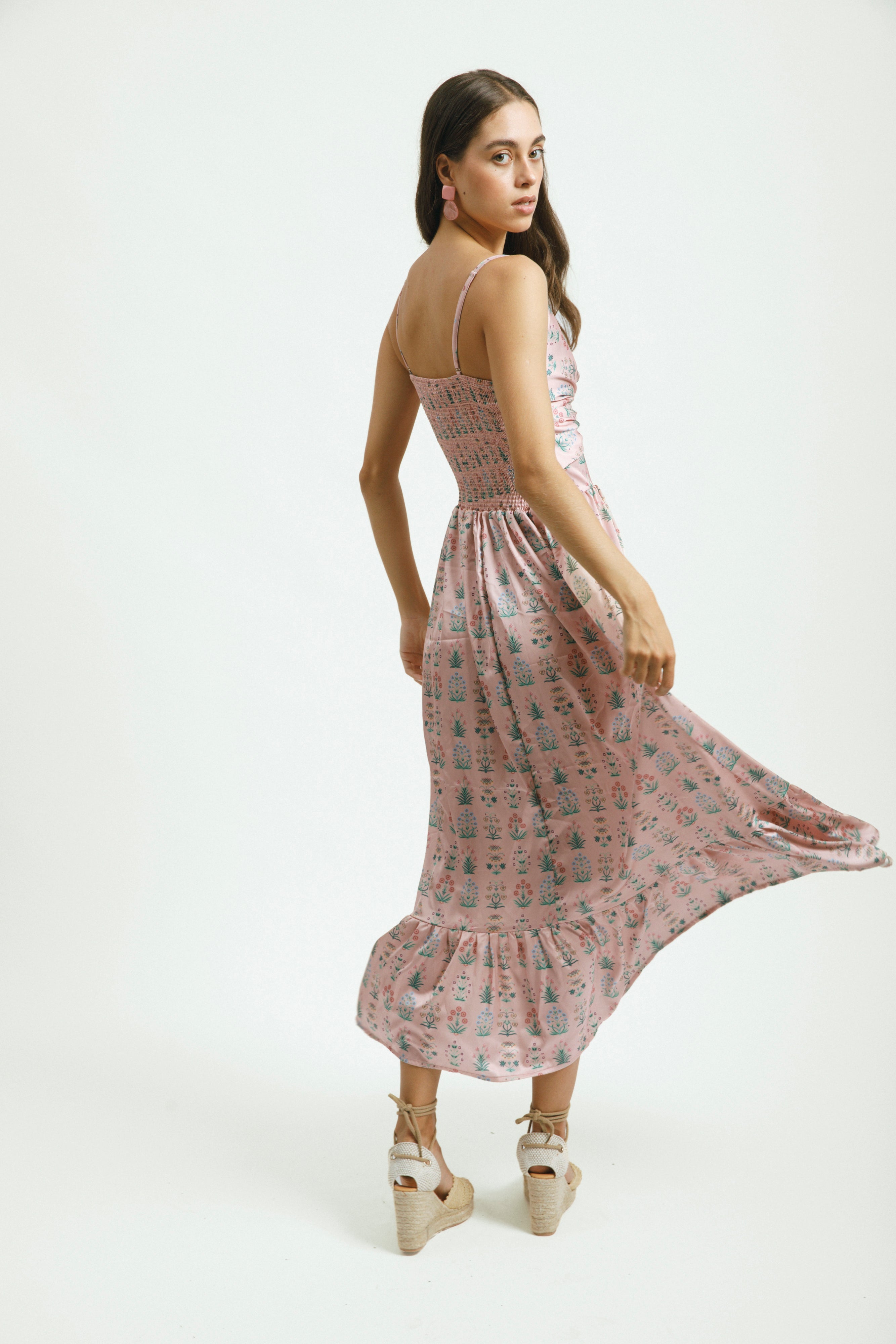 vestido largo espalda panal de abeja print floral rosa