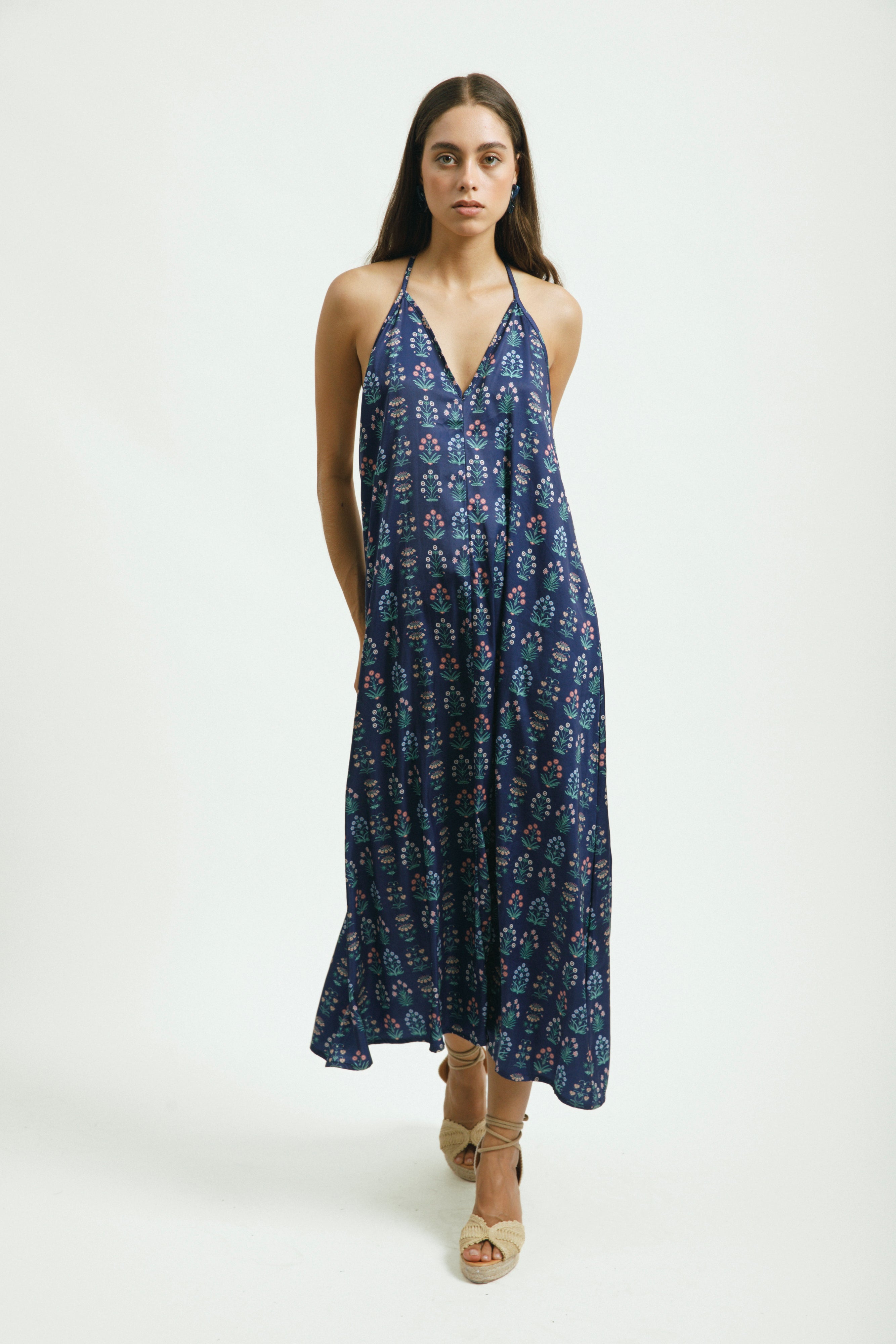 vestido largo floral caida estilizada diseño exclusivo